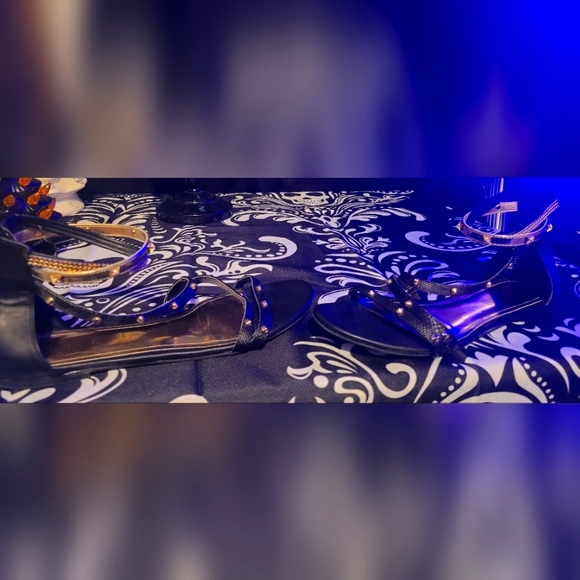 Size 10 Kohls Sandals - Picture 1 of 3